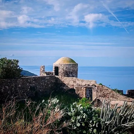 Nyaraló Casa Sa Domo De Nonna Nel Castello *